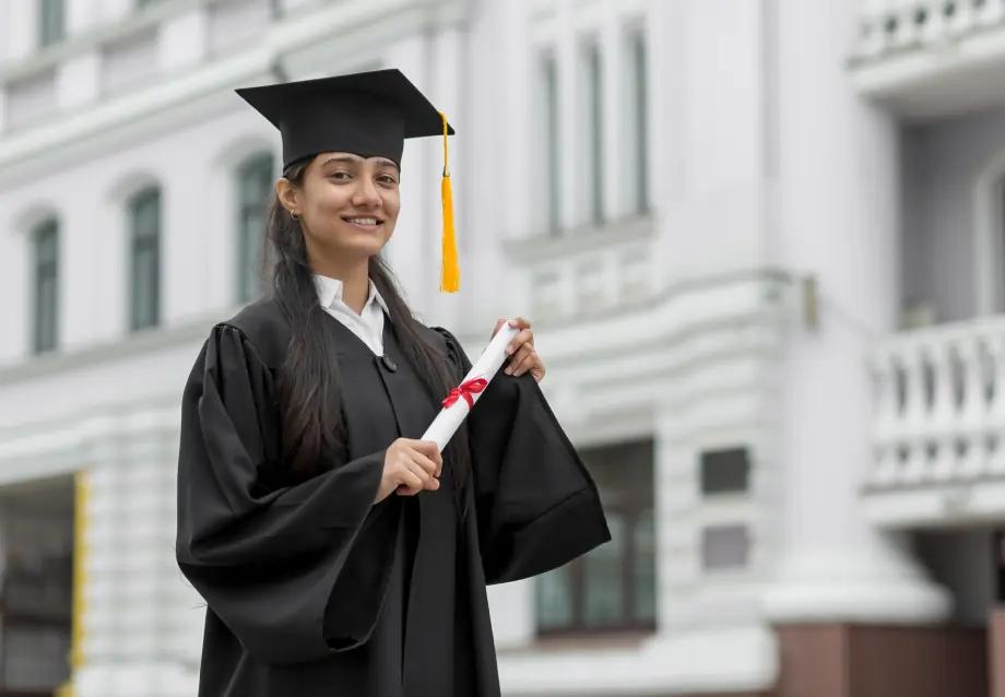 Amity Online MBA