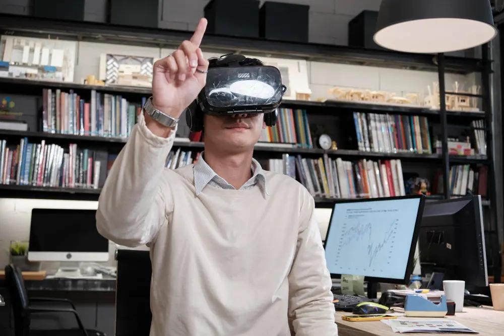 Online MCA in AR/VR