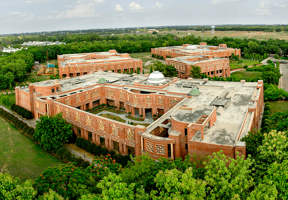 IIM Lucknow Campus building